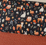Reststück: Baumwolljersey Stoff Waldtiere im Herbst - Reh, Hase, Eule - Blätter und Pilze; ca. 1,0m