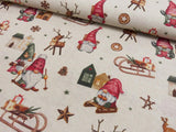 Reststücke Deko Stoff Druck Weihnachten Wichtel Schlitten Häuser Sterne Rehe; ca. 0,5m